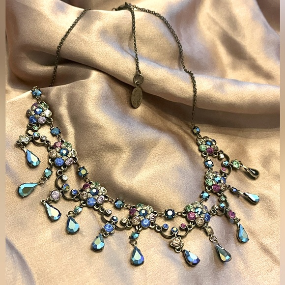 Vintage Michael Negrin necklace, brass and Aurora borealis, pristine condition. - Picture 6 of 9